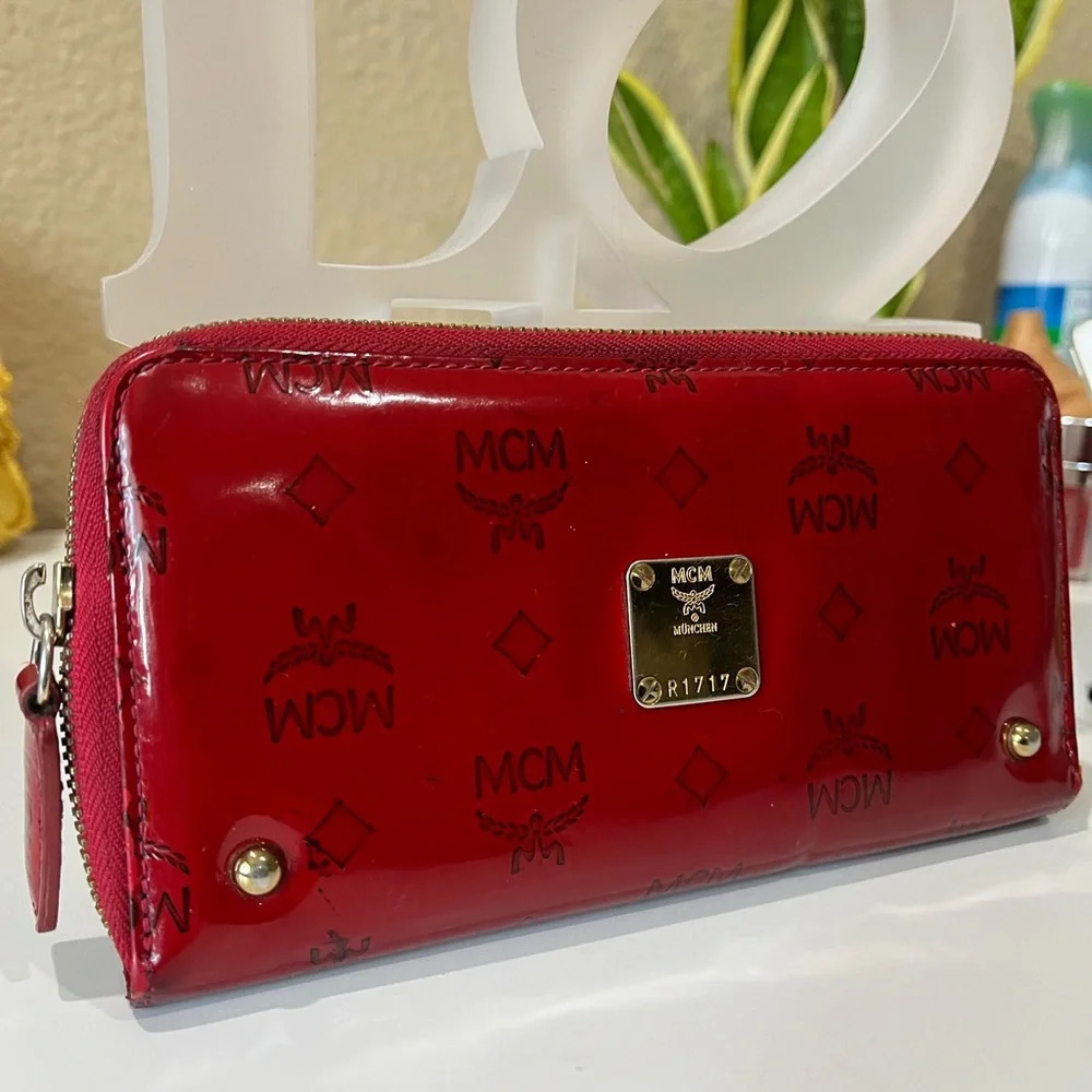 MCM LONG ZIPPERED WALLET - Picture 3 of 13